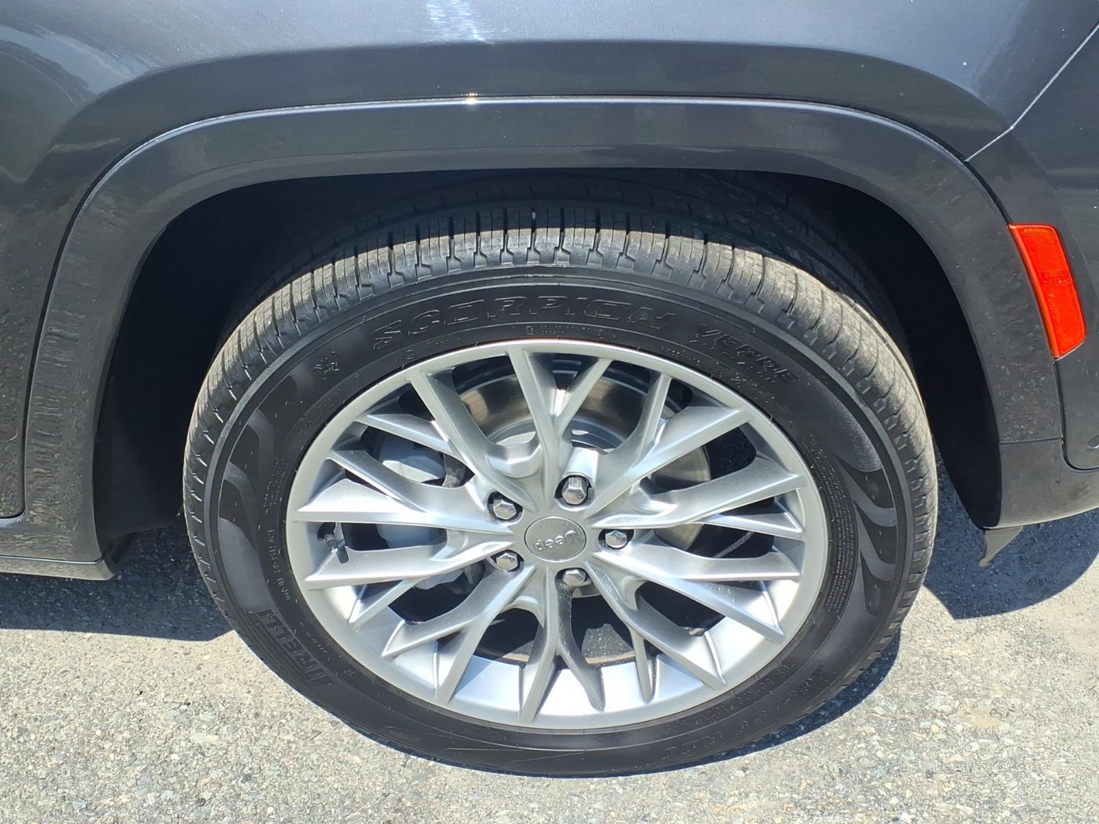 2022 Jeep Grand Cherokee Summit - Photo 11