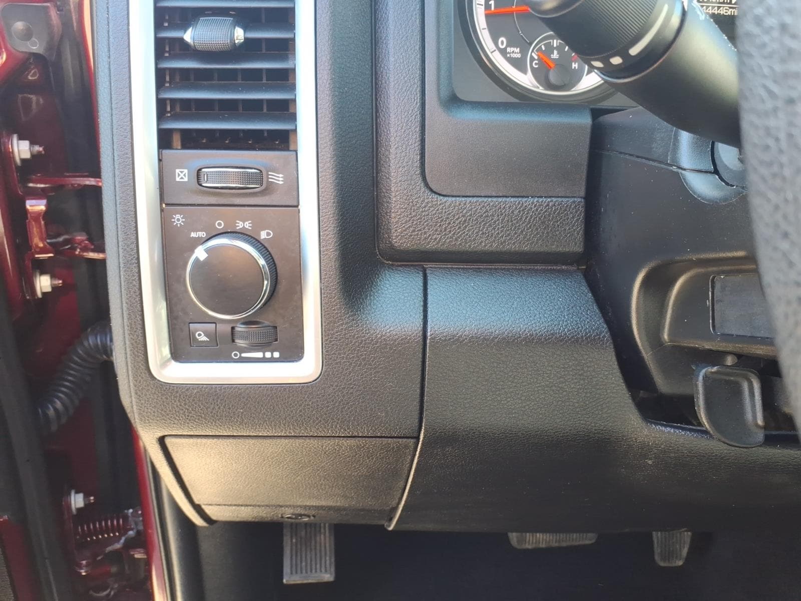 used 2024 Ram 1500 Classic car, priced at $31,998