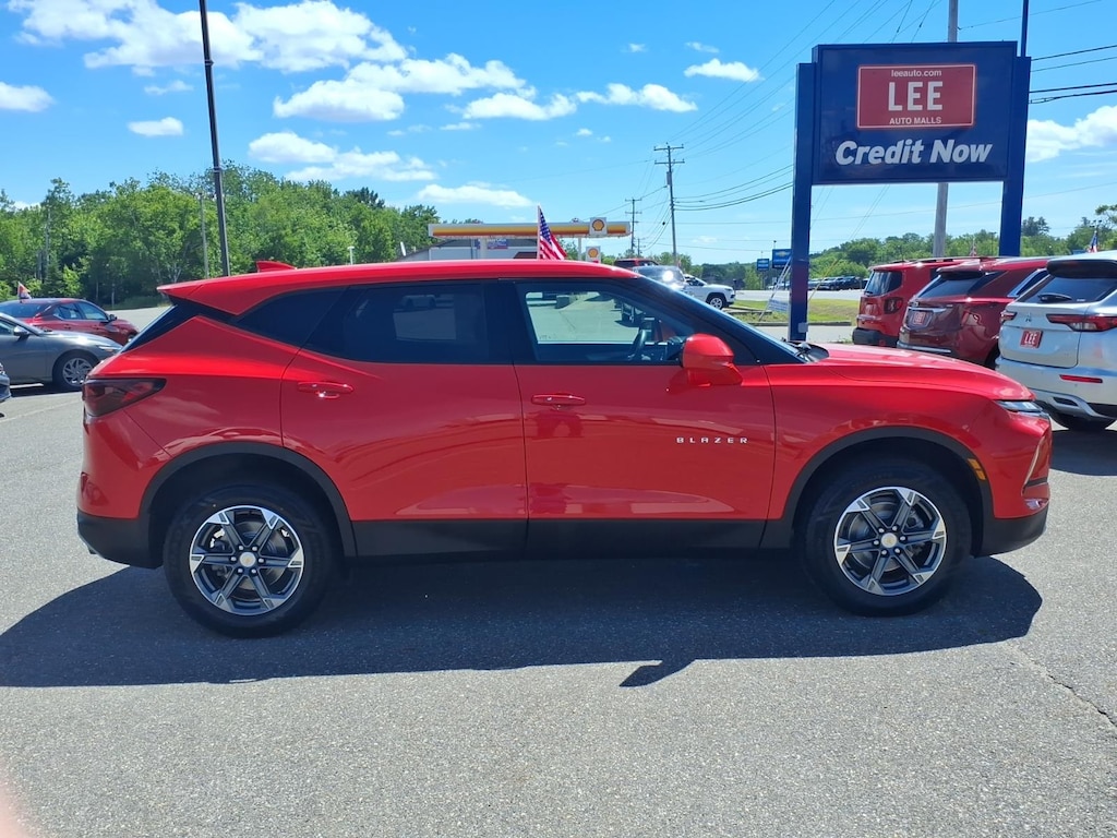 Used 2025 Chevrolet Blazer LT SUV