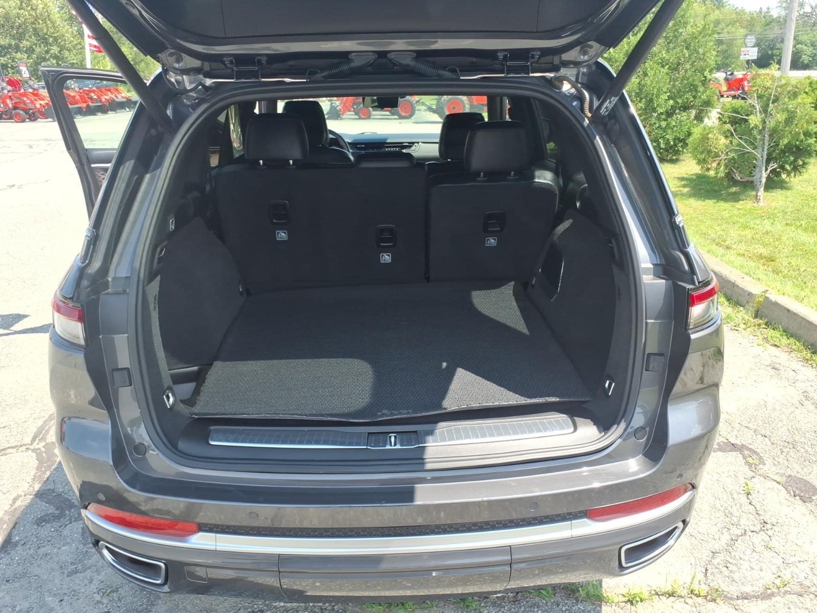 2022 Jeep Grand Cherokee Summit - Photo 13