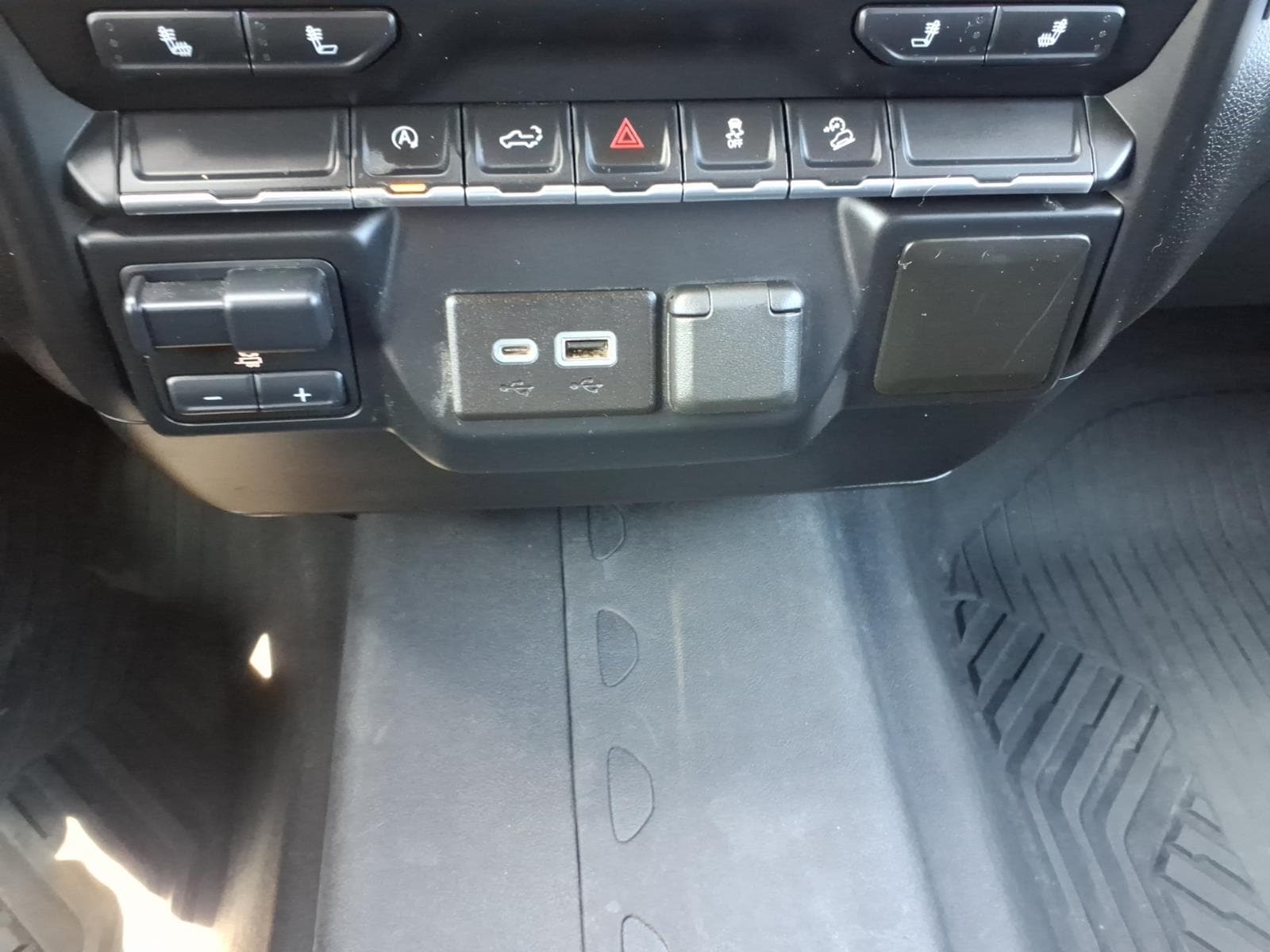 used 2021 Chevrolet Silverado 1500 car, priced at $36,647