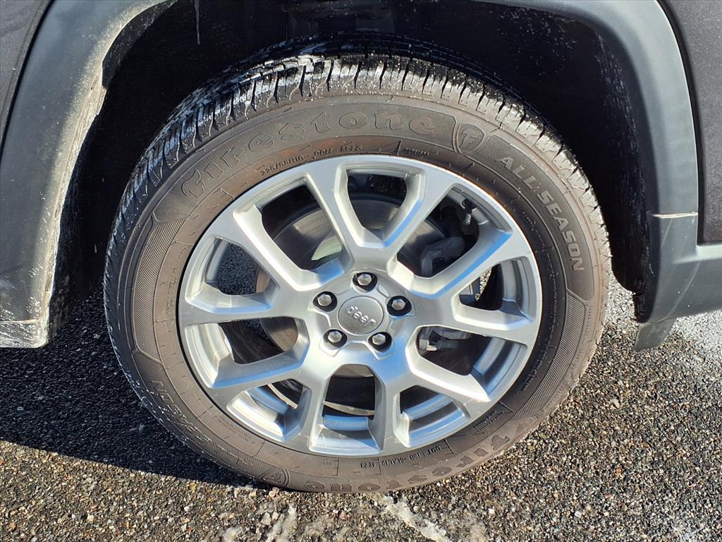 used 2022 Jeep Compass car, priced at $24,995