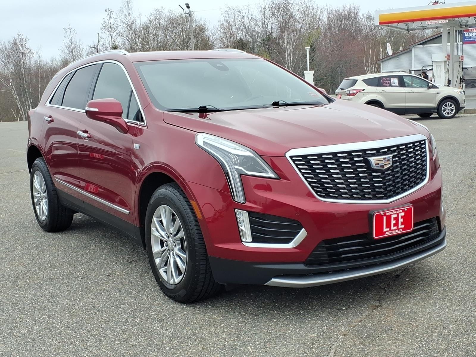 used 2020 Cadillac XT5 car, priced at $28,093