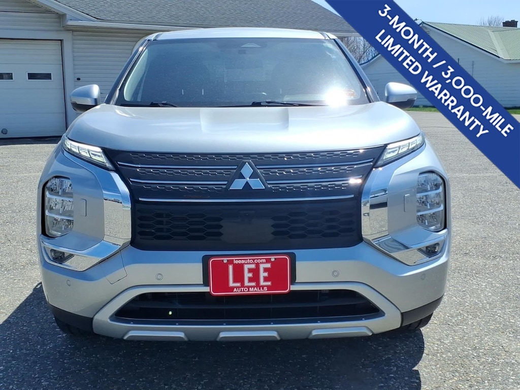 Used 2024 Mitsubishi Outlander SE SUV