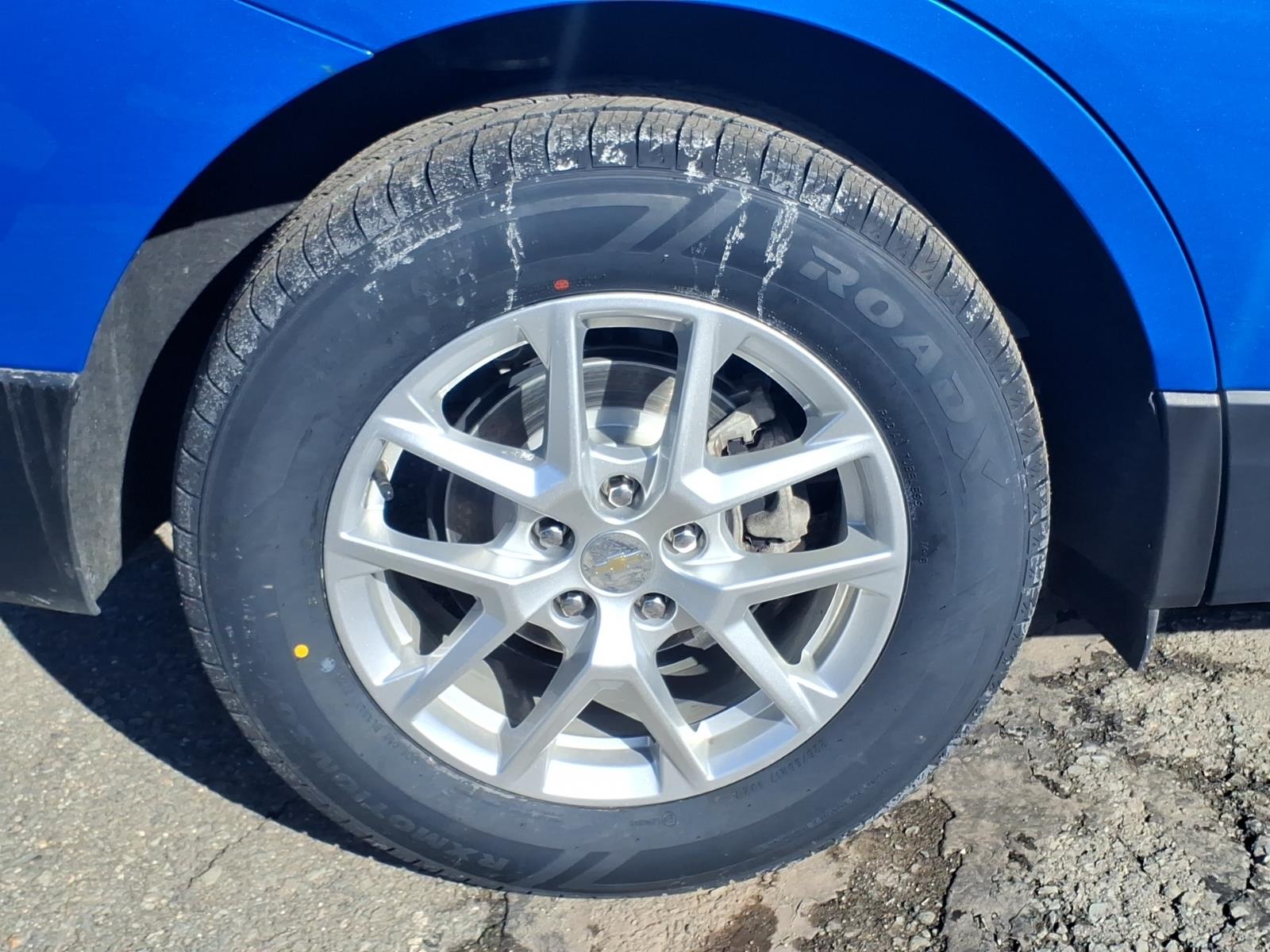 used 2024 Chevrolet Equinox car, priced at $23,999