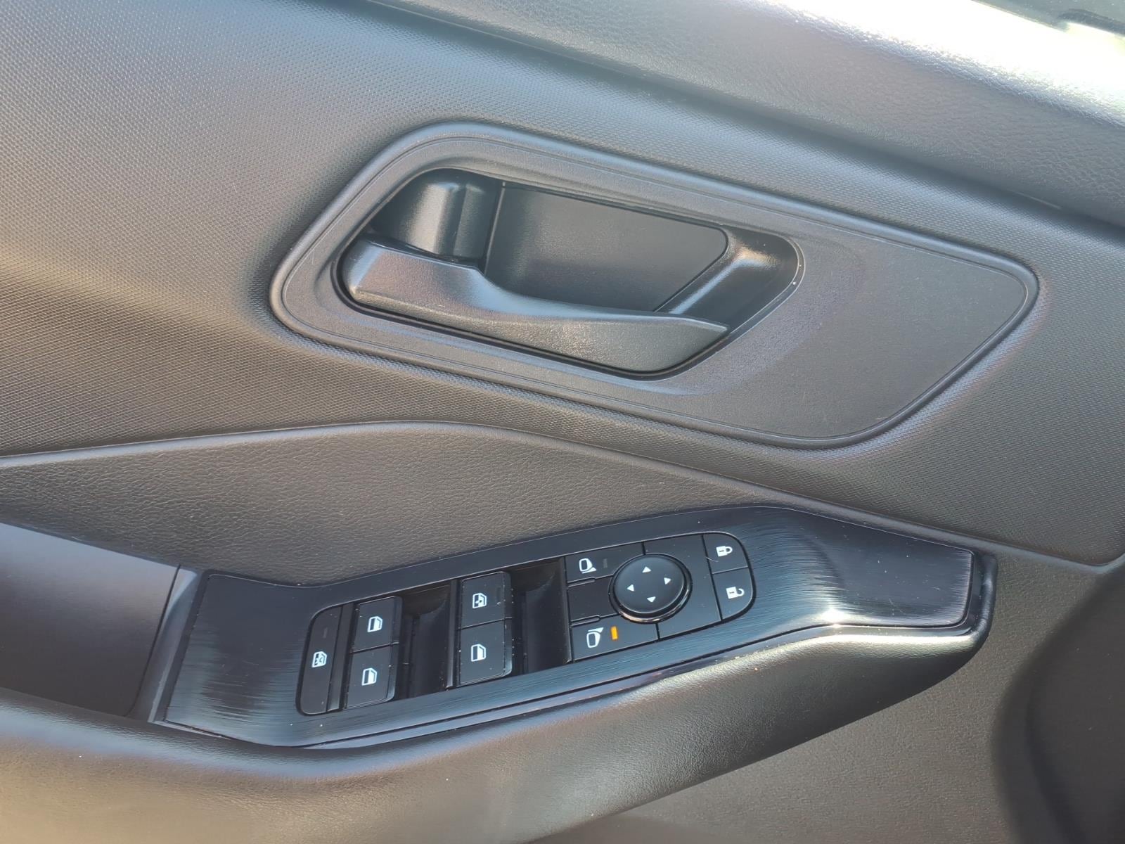 used 2024 Nissan Rogue car, priced at $22,647