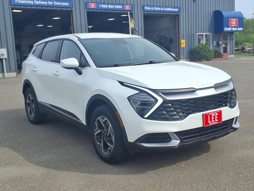 Used 2024 Kia Sportage LX SUV