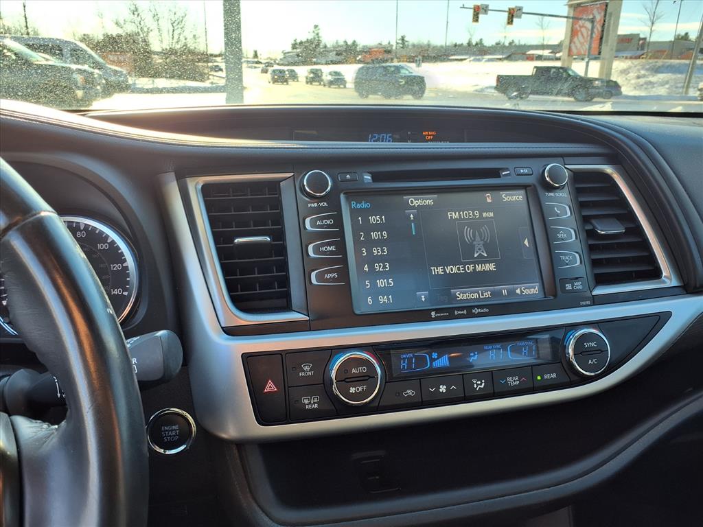 used 2019 Toyota Highlander car, priced at $28,888