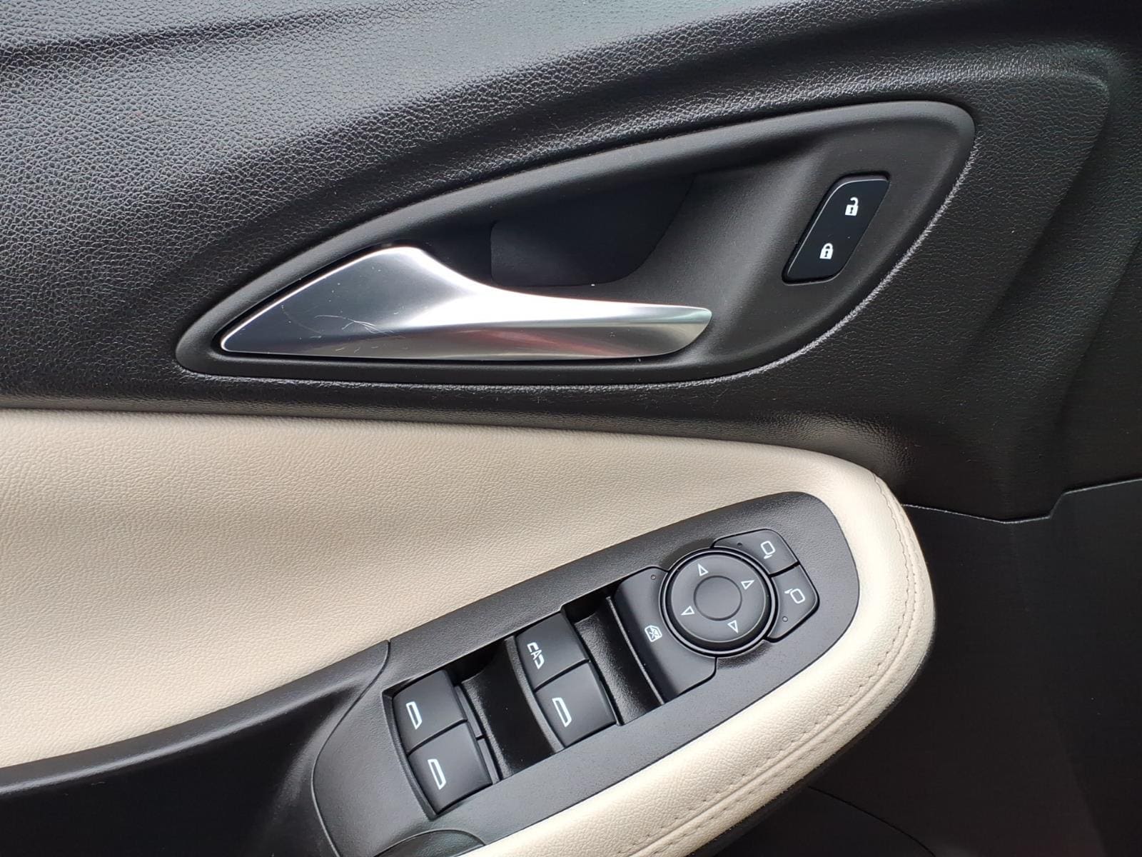 used 2024 Buick Encore GX car, priced at $22,999