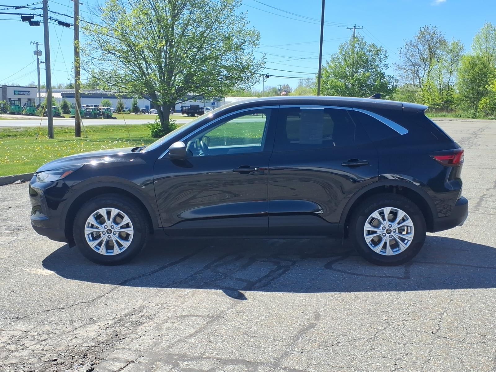 used 2024 Ford Escape car, priced at $24,937