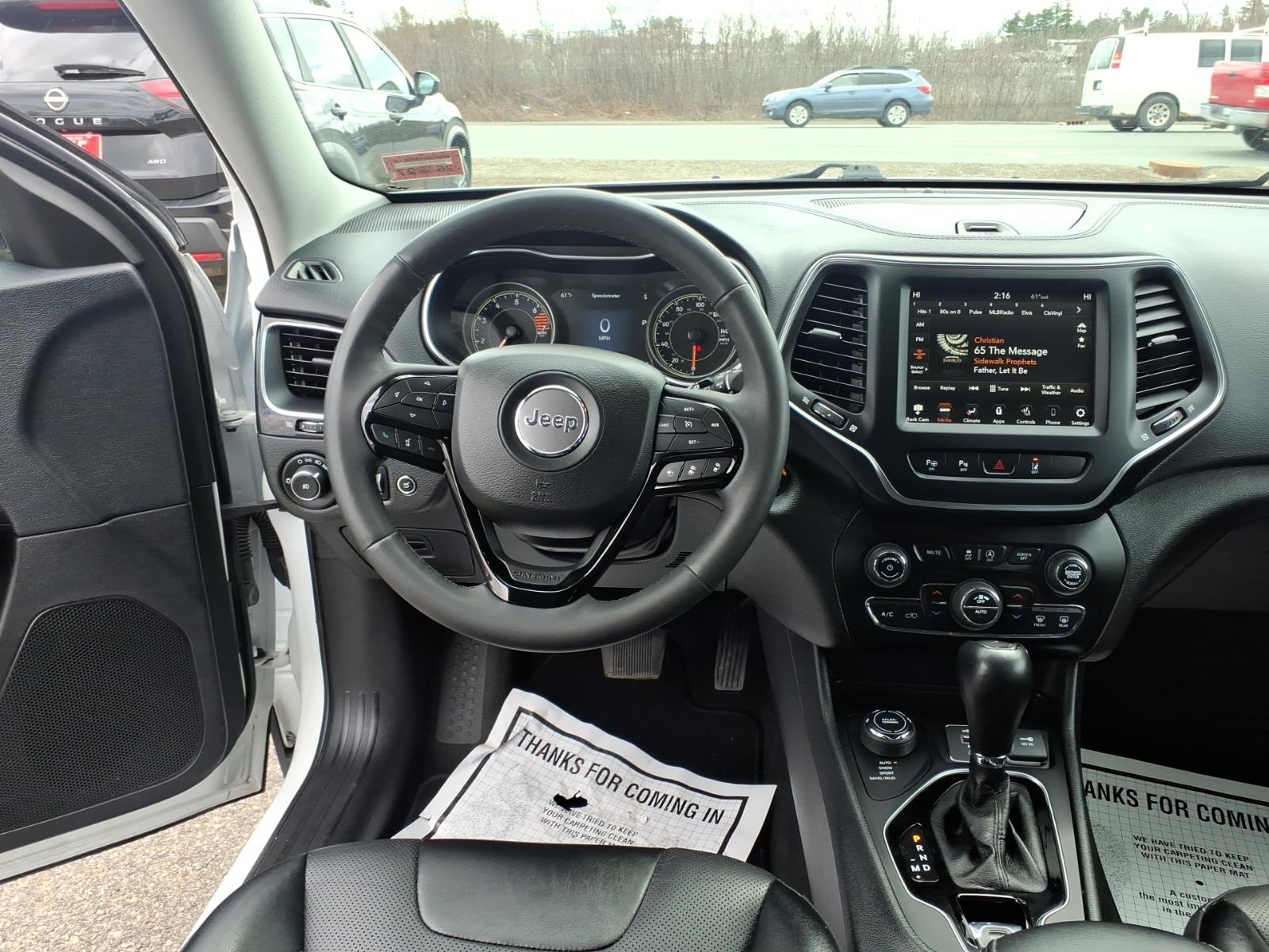 used 2023 Jeep Cherokee car, priced at $25,426