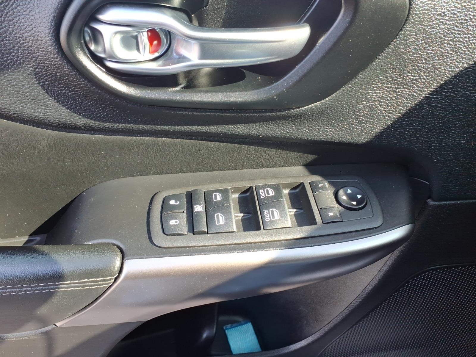 used 2021 Jeep Cherokee car, priced at $20,537