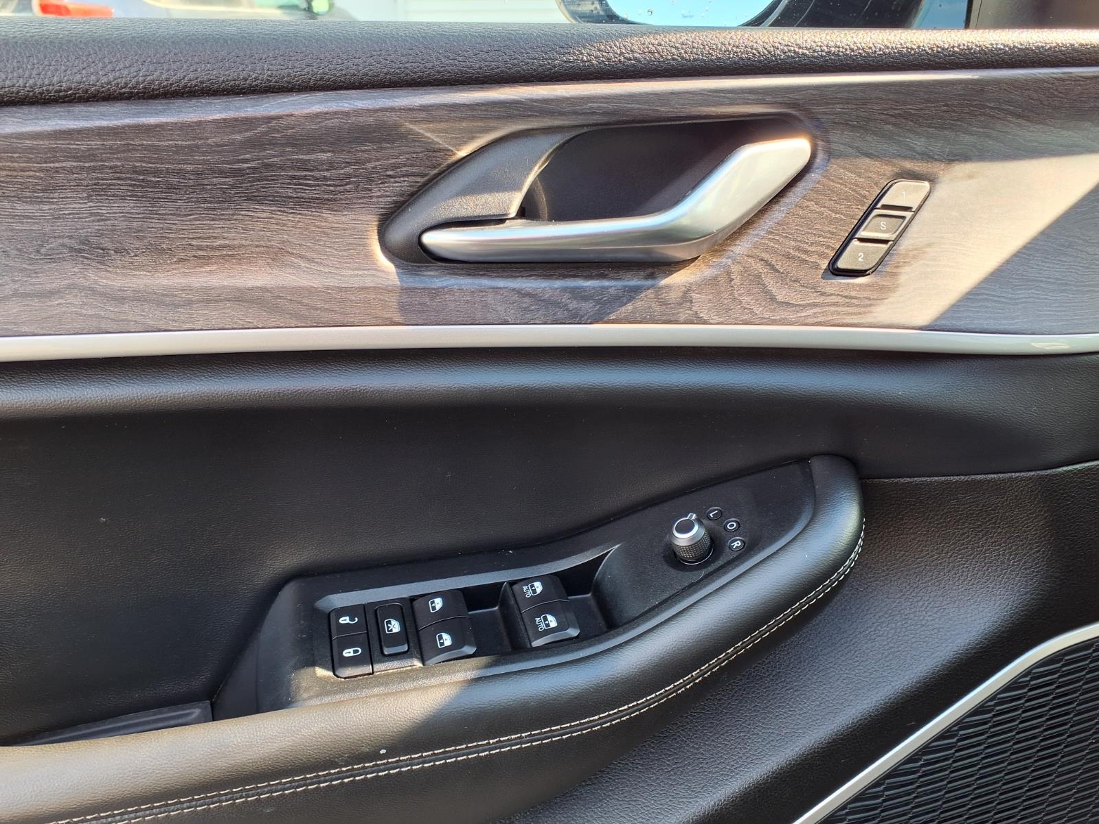 used 2021 Jeep Grand Cherokee L car, priced at $26,985