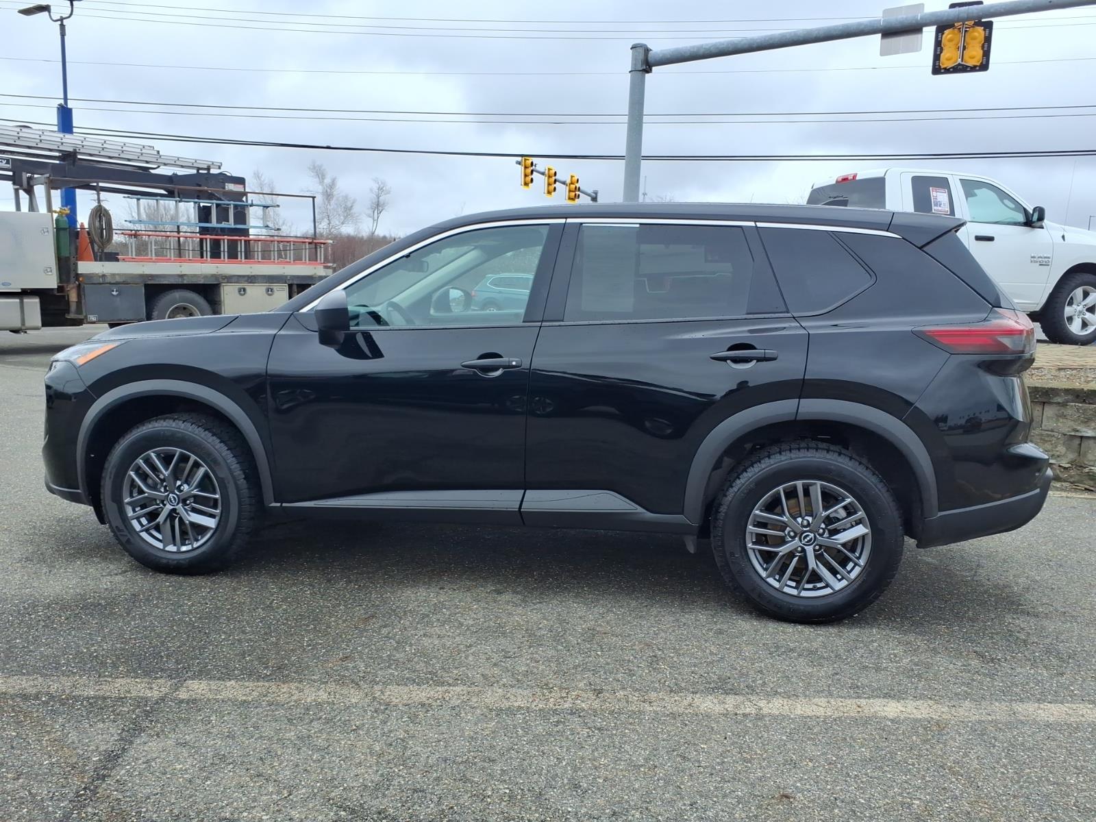 used 2024 Nissan Rogue car, priced at $22,093