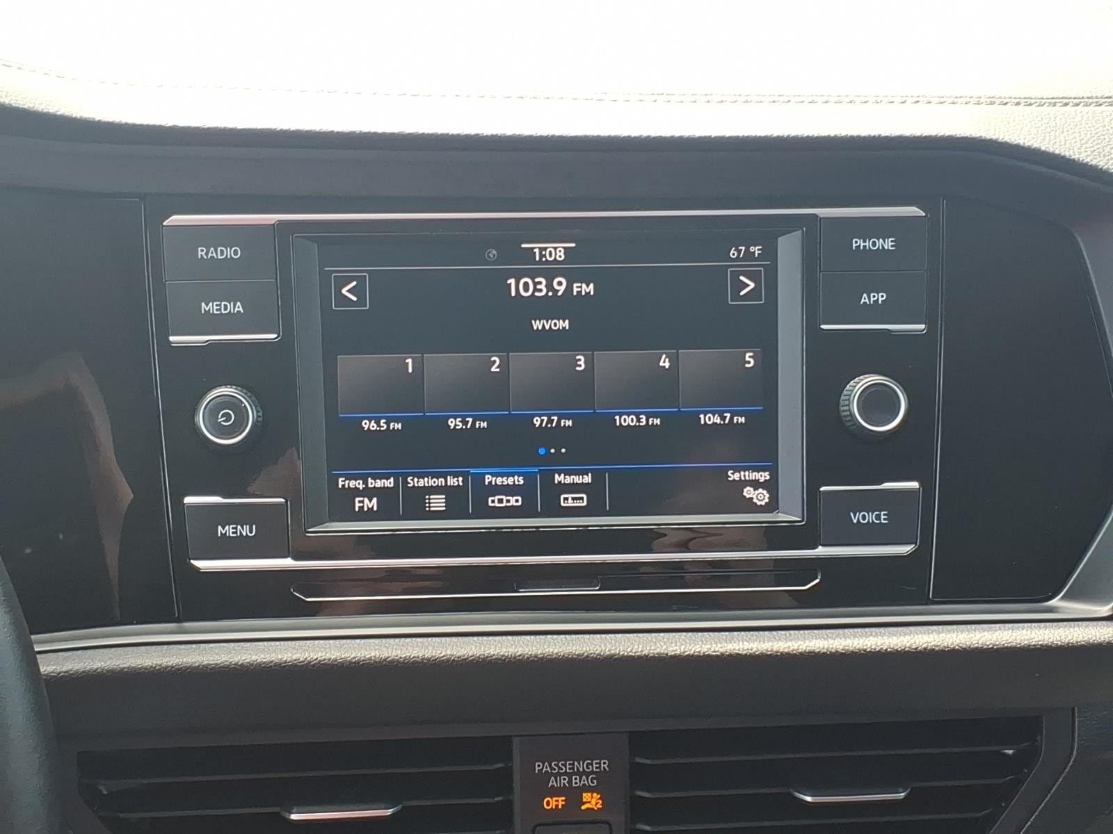 used 2024 Volkswagen Jetta car, priced at $22,337