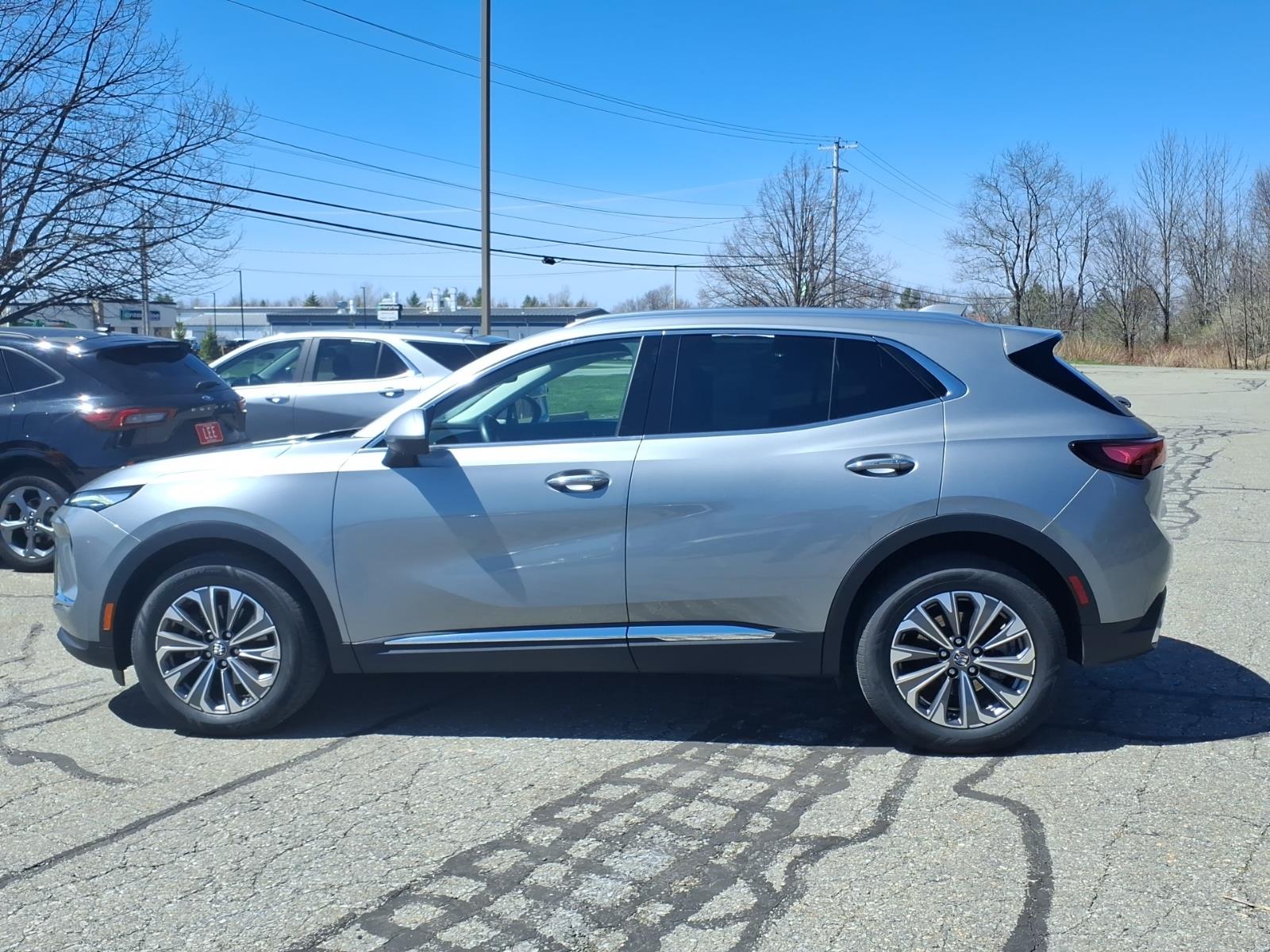 used 2024 Buick Envision car, priced at $27,426