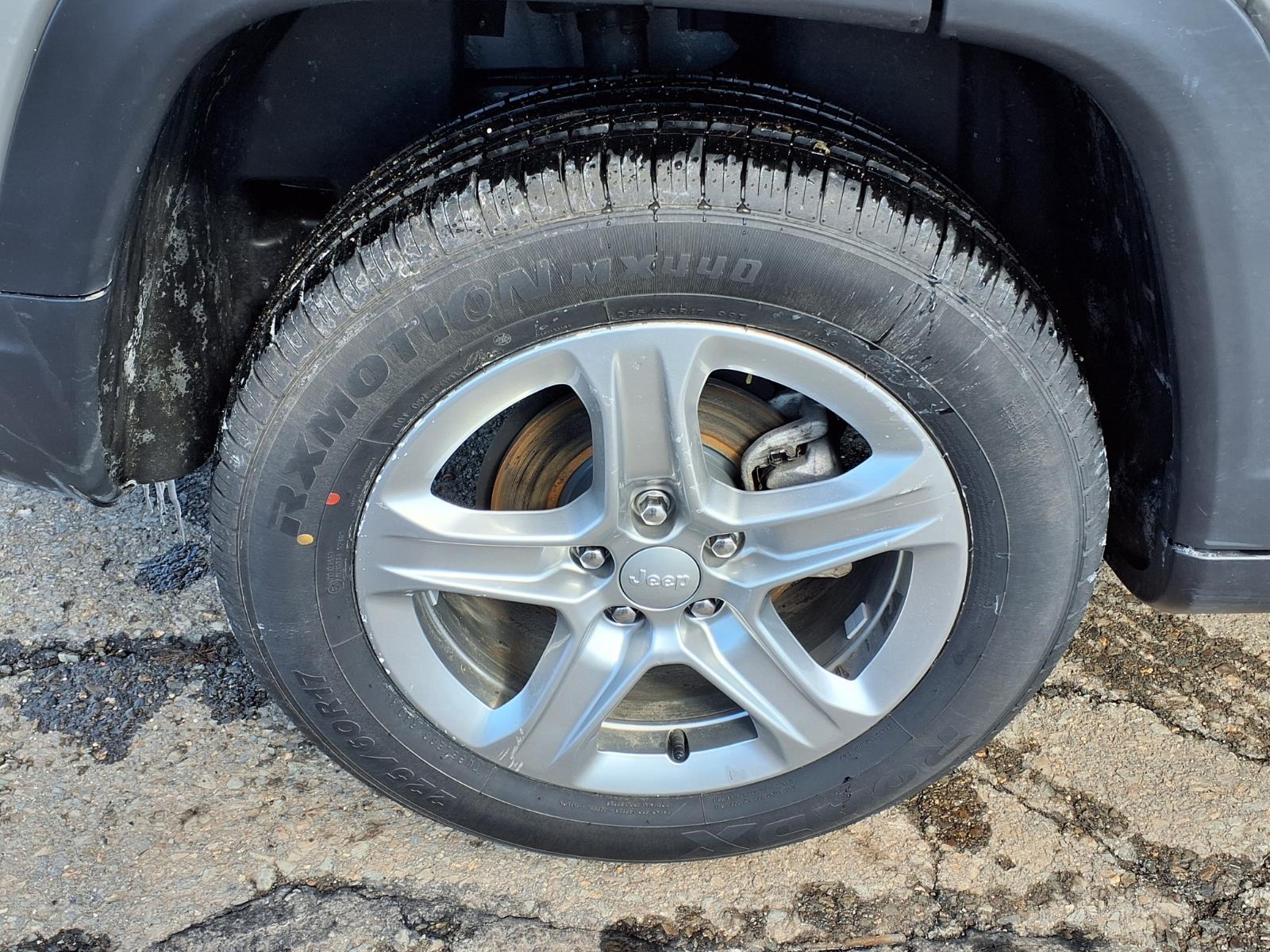 used 2024 Jeep Compass car, priced at $21,664