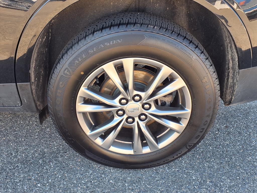 used 2023 Cadillac XT5 car, priced at $28,555