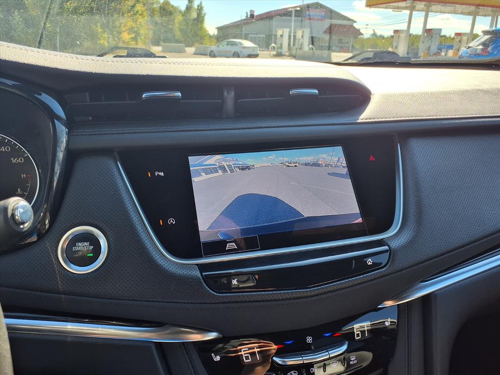 used 2023 Cadillac XT5 car, priced at $28,555