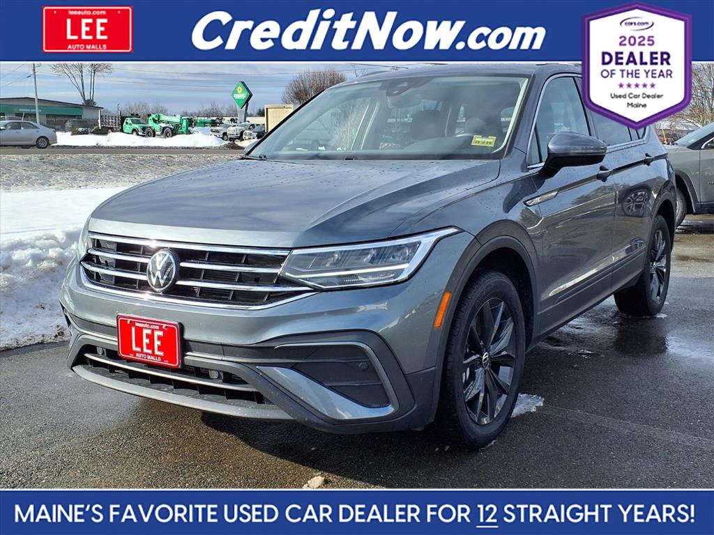 2024 Volkswagen Tiguan SE's photo