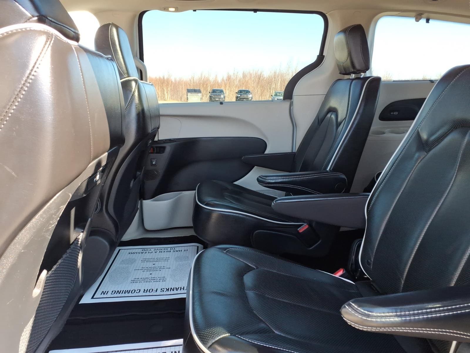 used 2023 Chrysler Pacifica car, priced at $29,333