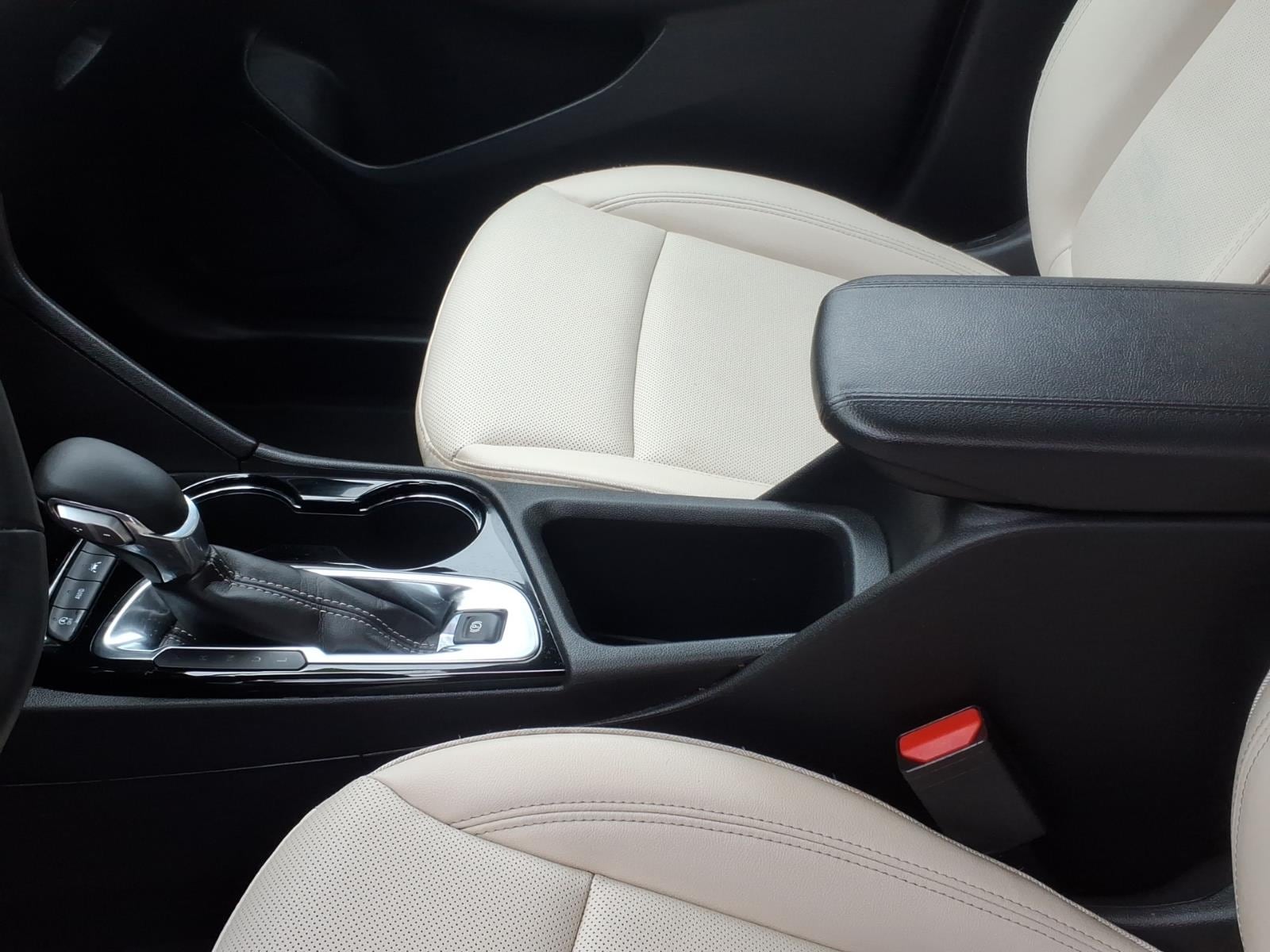 used 2024 Buick Encore GX car, priced at $22,999