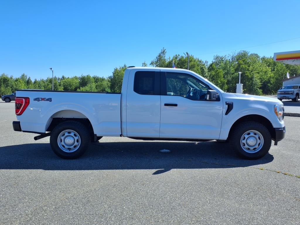 2022 Ford F-150 XL photo 3
