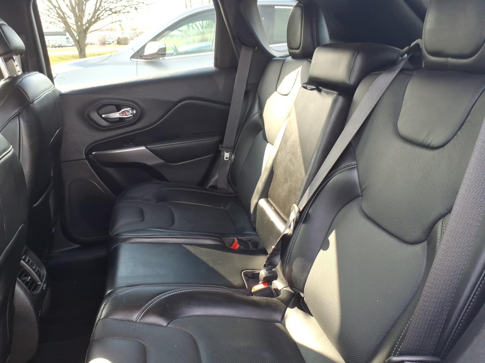 used 2021 Jeep Cherokee car, priced at $20,537