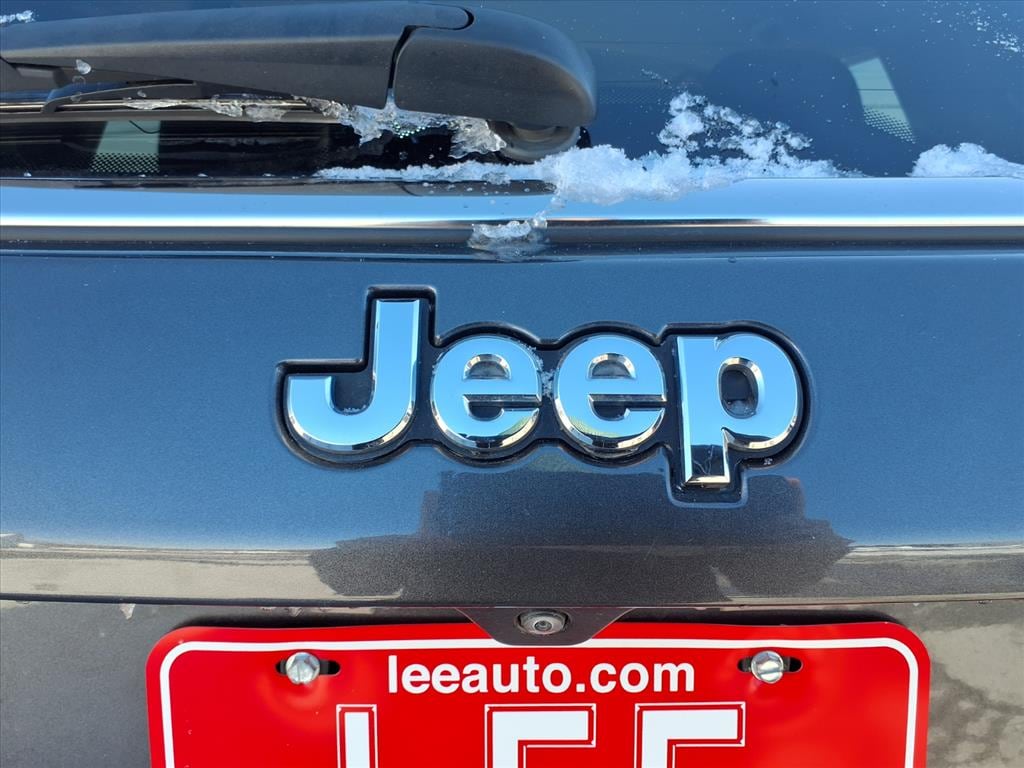 used 2022 Jeep Compass car, priced at $24,995