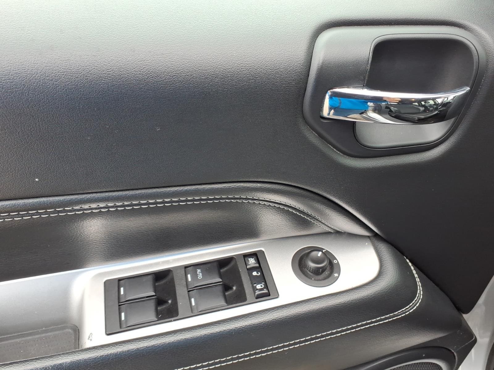 used 2016 Jeep Compass car, priced at $17,995