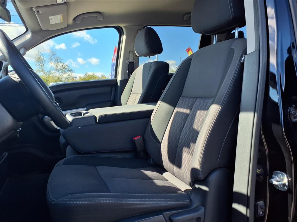 used 2023 Nissan Titan car, priced at $32,777
