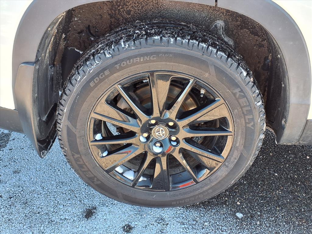 used 2019 Toyota Highlander car, priced at $28,888