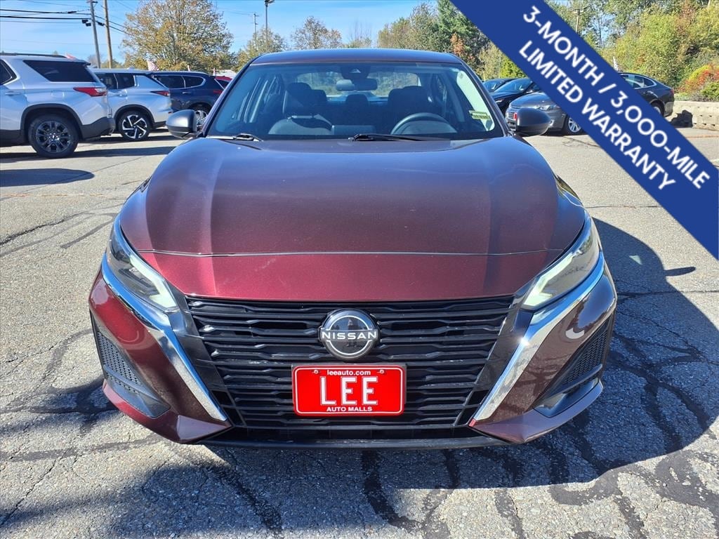 Used 2024 Nissan Altima 2.5 SV Sedan
