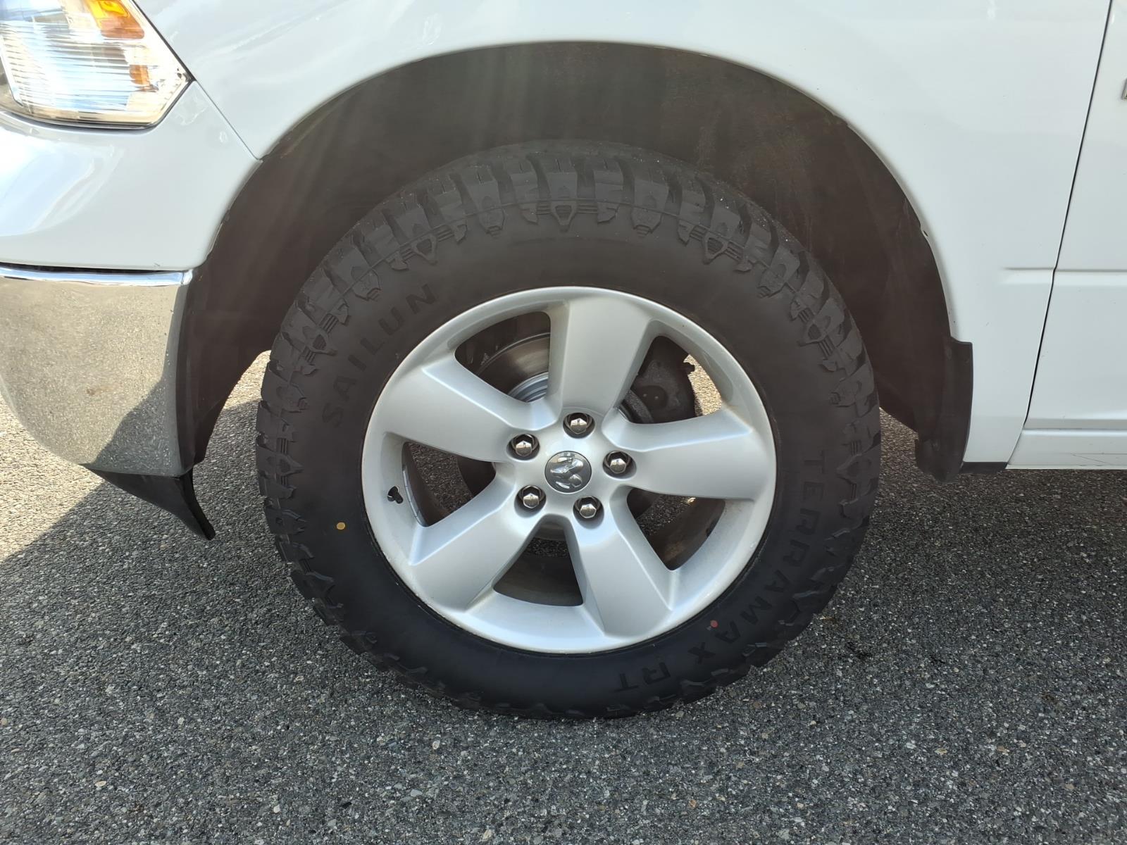 used 2024 Ram 1500 Classic car, priced at $31,998