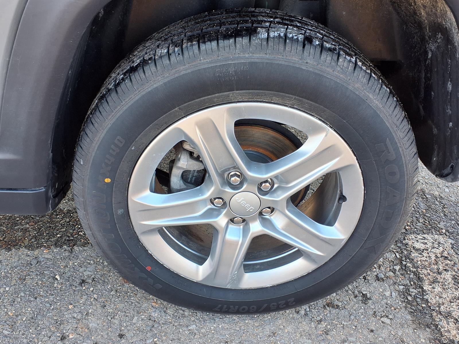 used 2024 Jeep Compass car, priced at $21,664