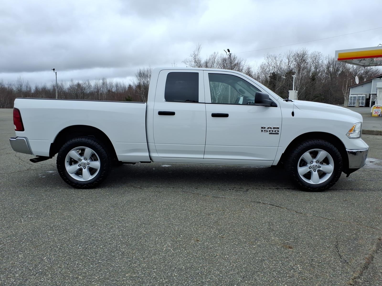 used 2024 Ram 1500 Classic car, priced at $31,998