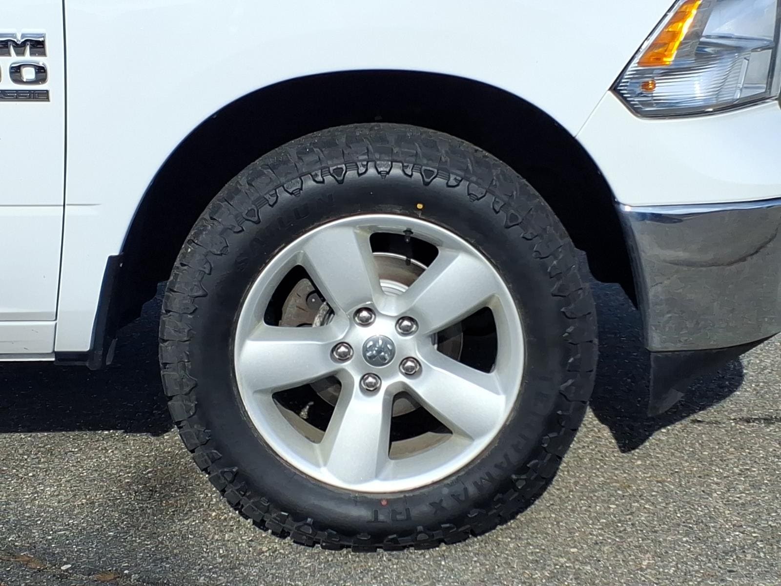 used 2024 Ram 1500 Classic car, priced at $31,998