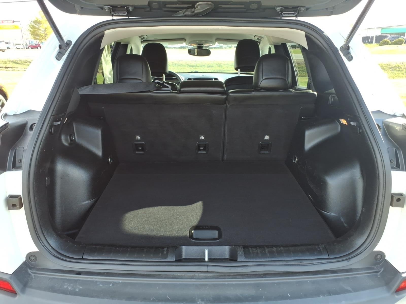 used 2021 Jeep Cherokee car, priced at $20,537