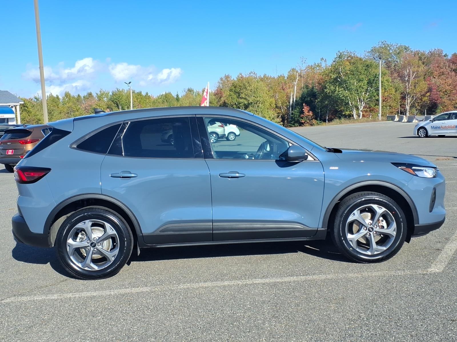 Used 2025 Ford Escape ST-Line Select SUV