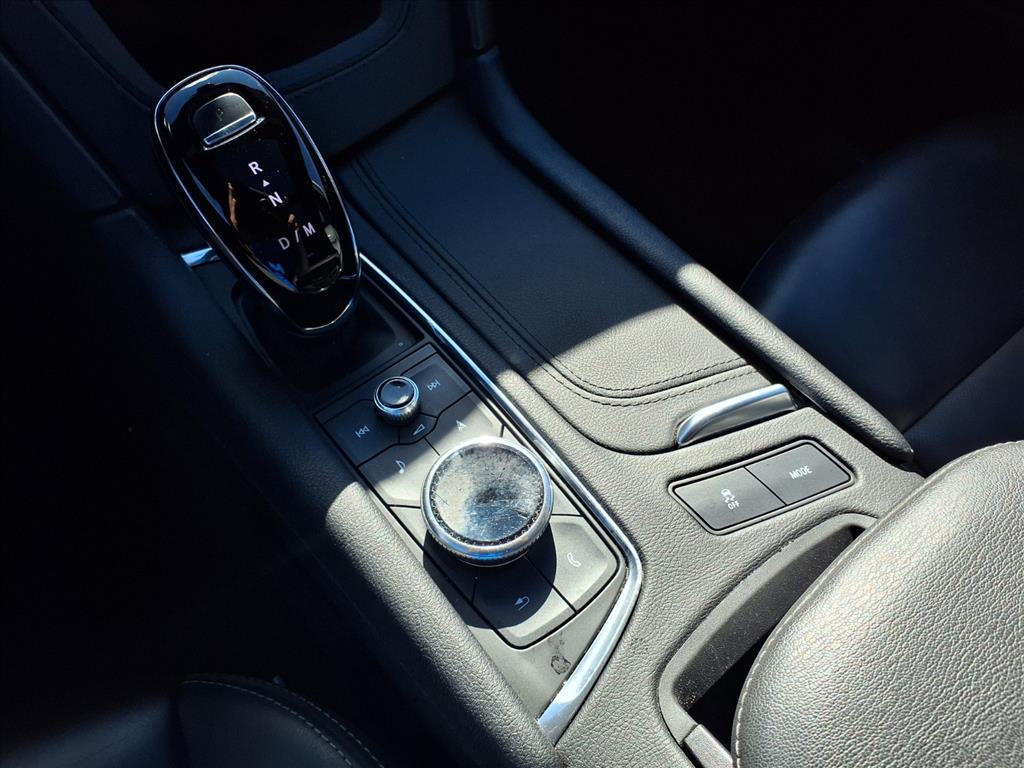 used 2023 Cadillac XT5 car, priced at $28,555