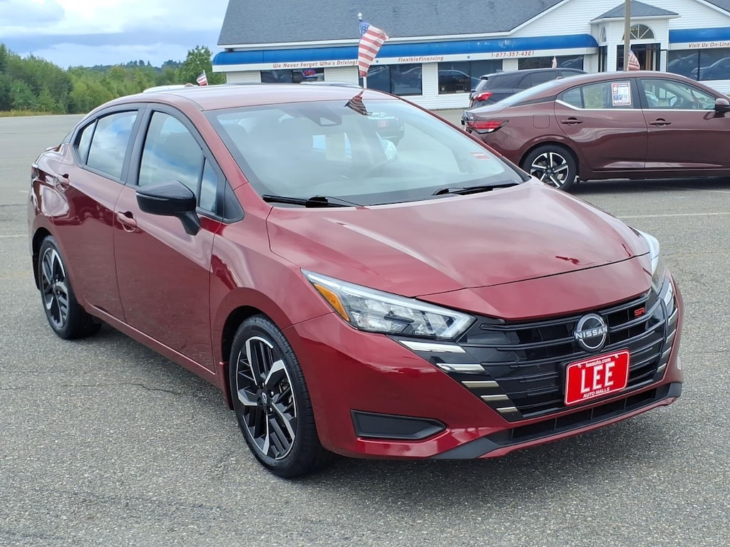 Used 2024 Nissan Versa 1.6 SR Sedan