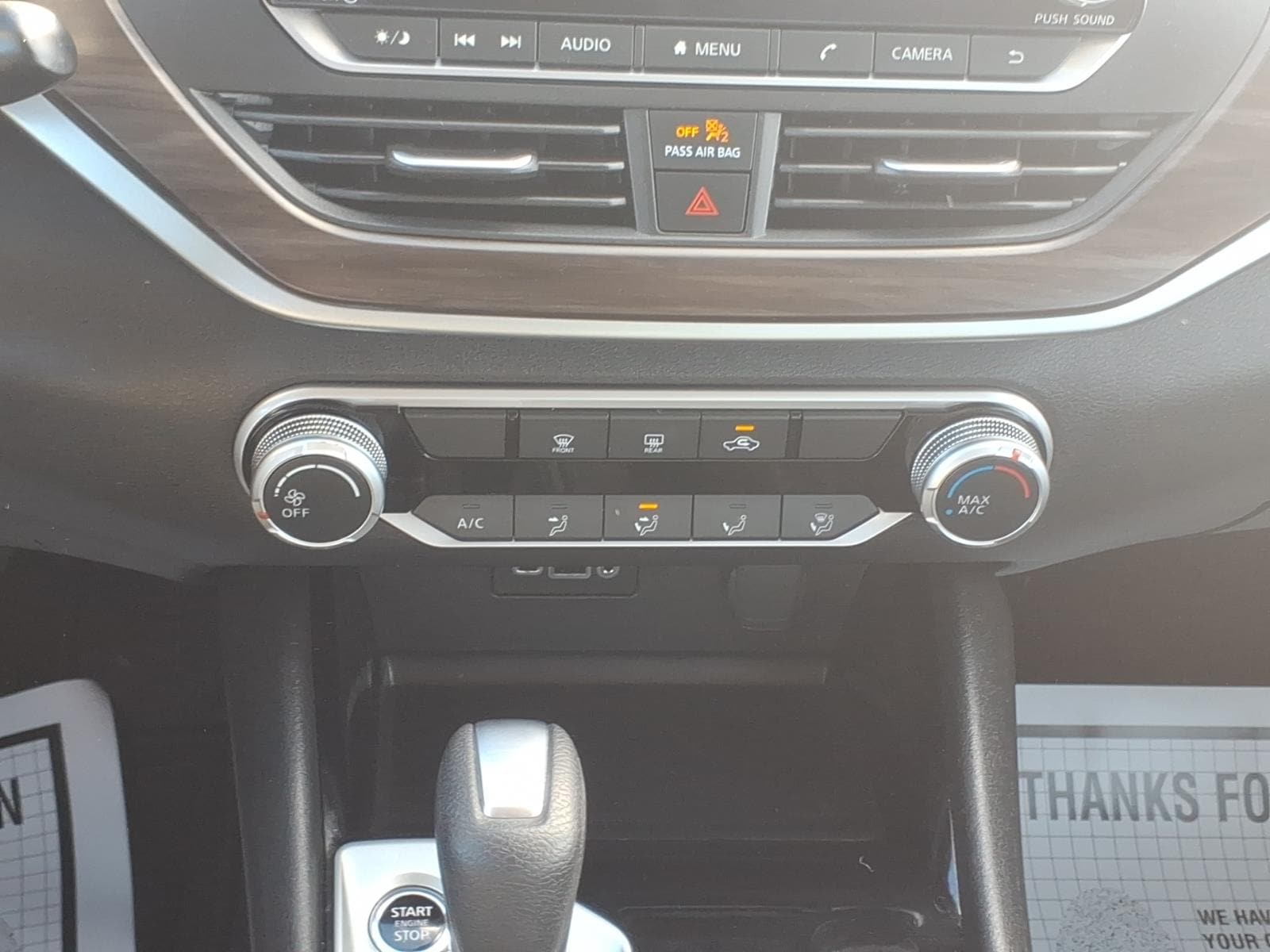 Used 2024 Scarlet Nissan 2.5 SV image 21