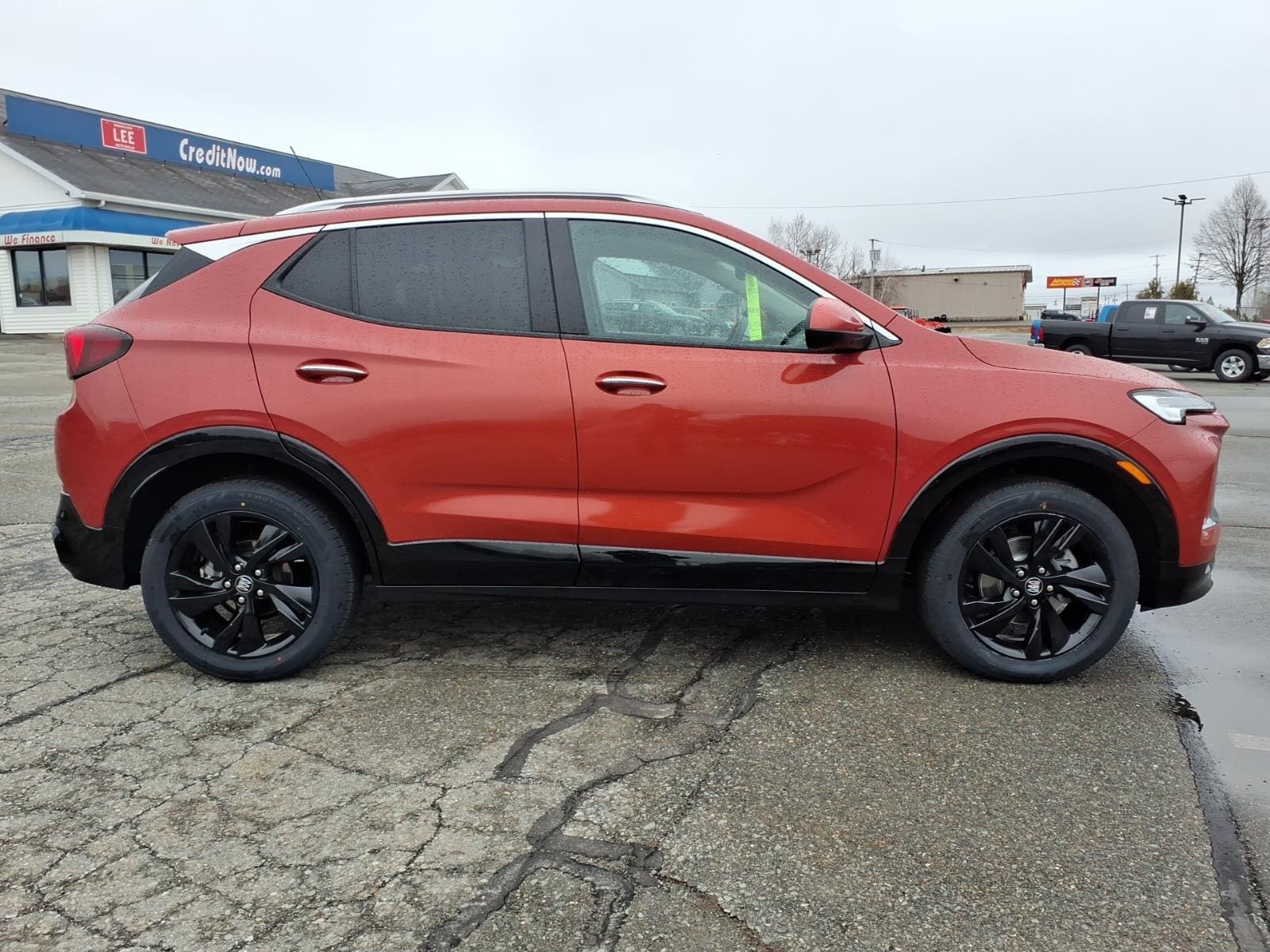 used 2024 Buick Encore GX car, priced at $22,999