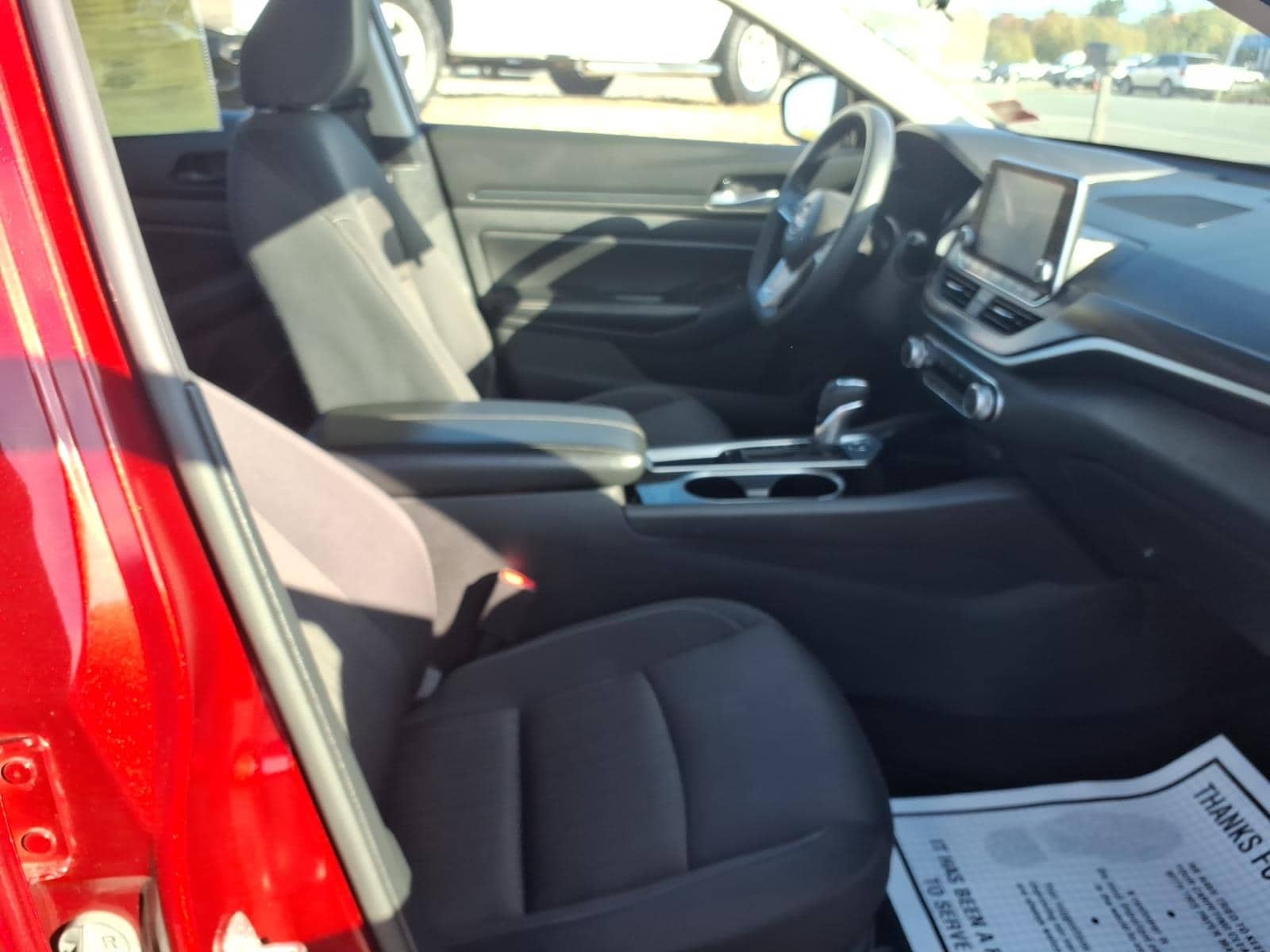 Used 2024 Scarlet Nissan 2.5 SV image 15