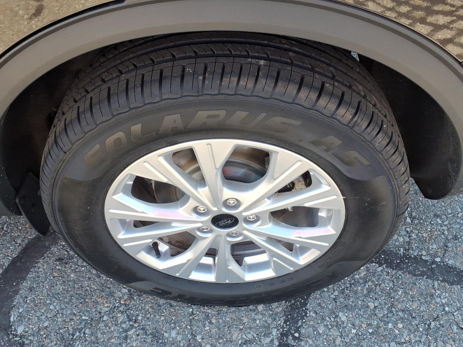 used 2024 Ford Escape car, priced at $24,937