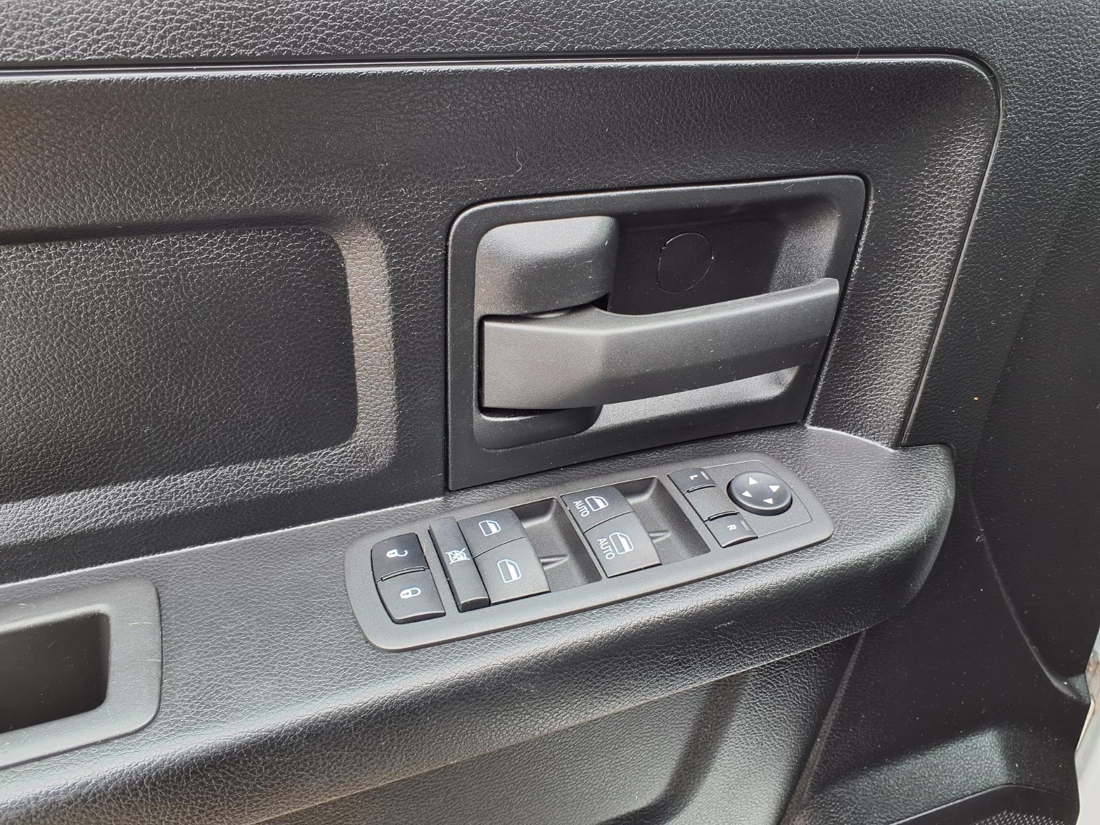 used 2022 Ram 1500 Classic car, priced at $22,995