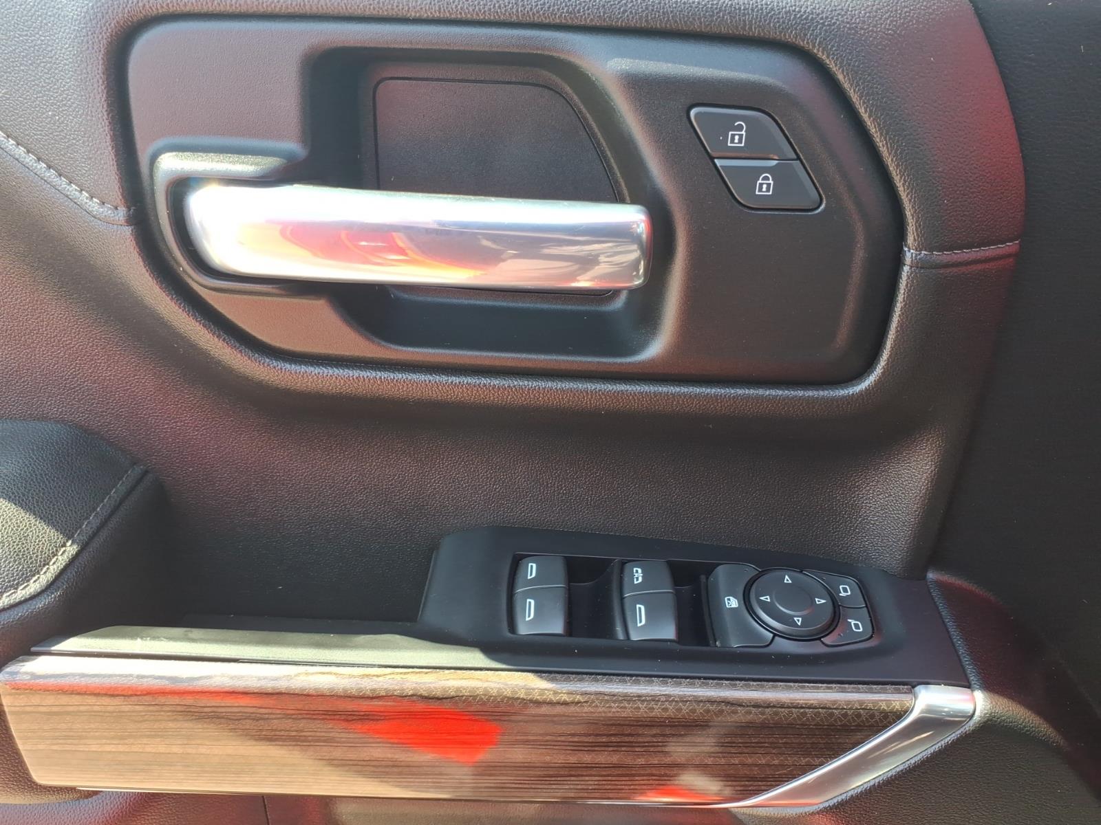 used 2021 Chevrolet Silverado 1500 car, priced at $36,647