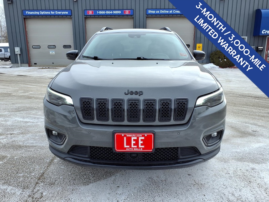 Used 2023 Jeep Cherokee Altitude SUV