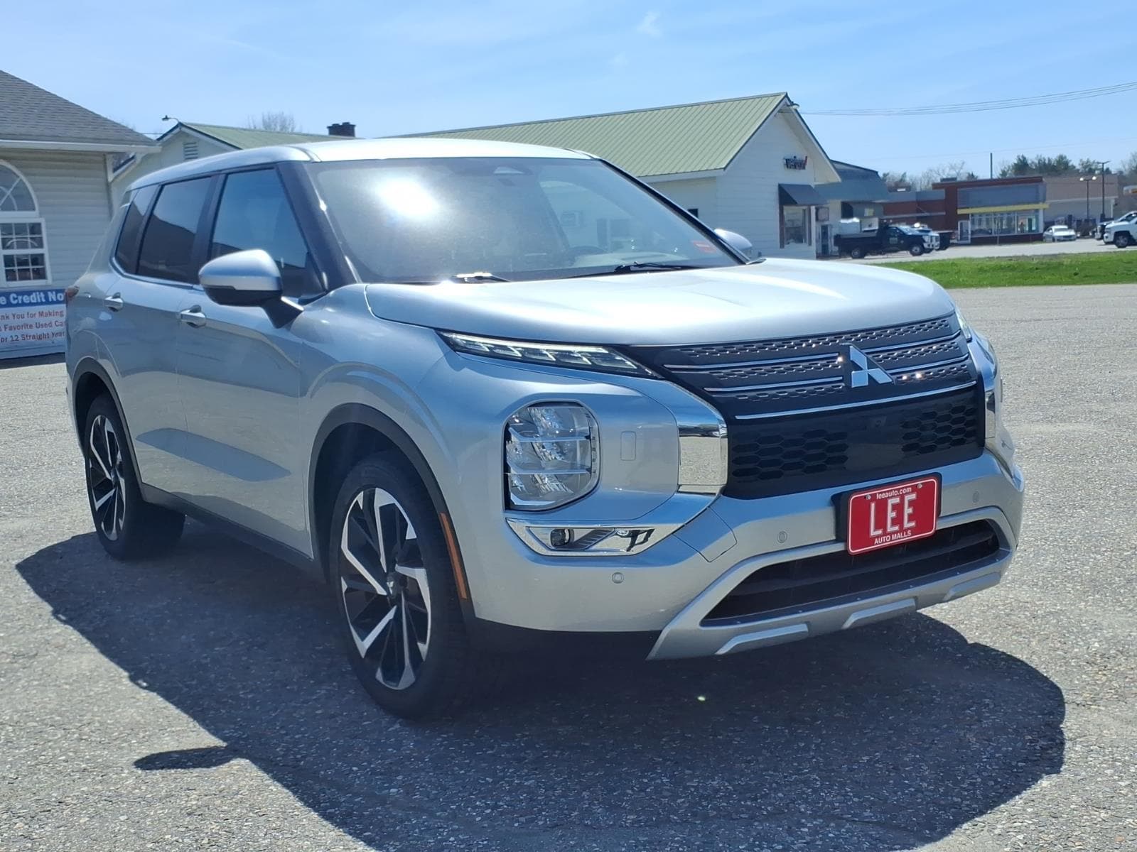used 2024 Mitsubishi Outlander car, priced at $27,247