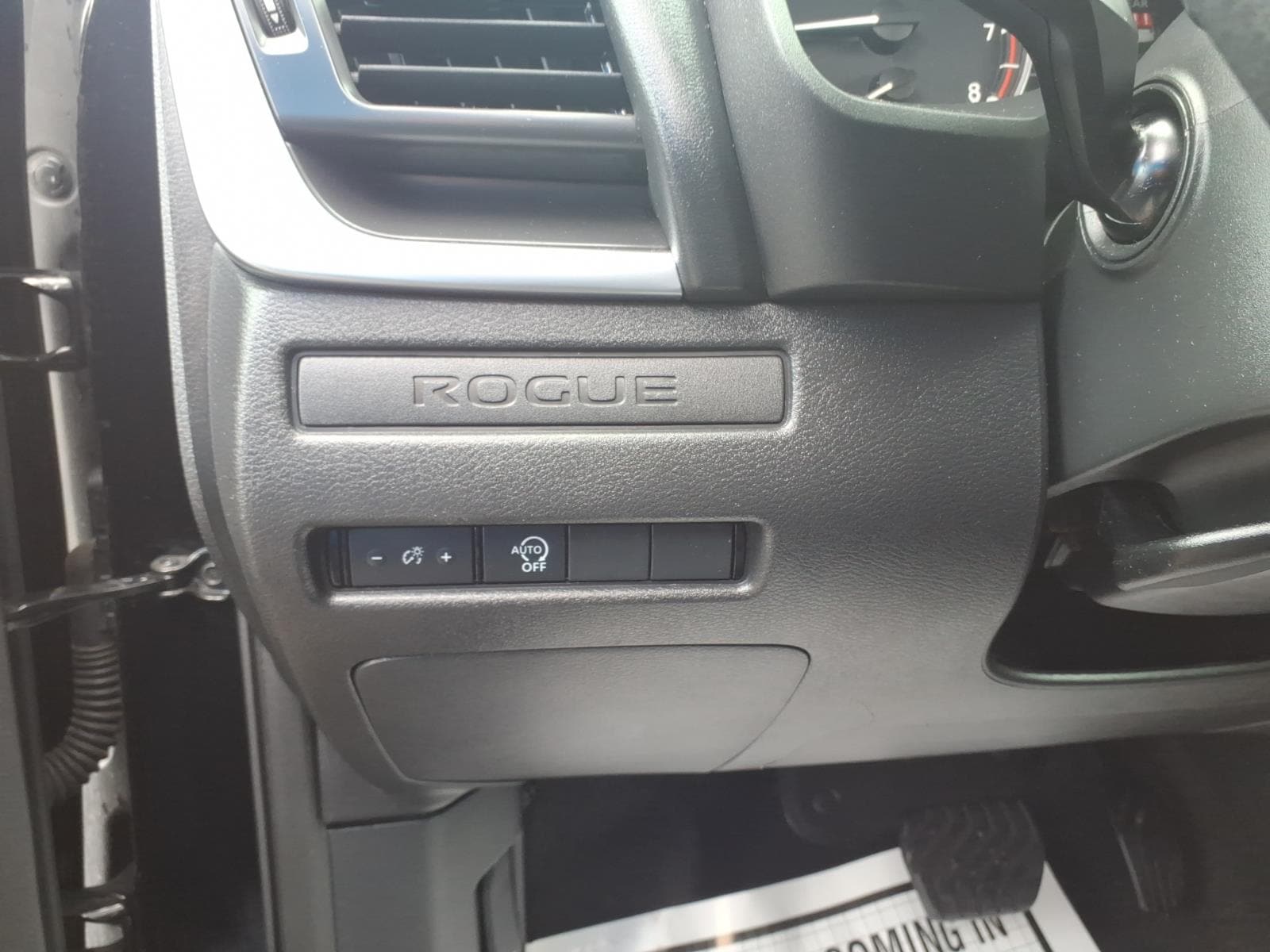 used 2024 Nissan Rogue car, priced at $22,093